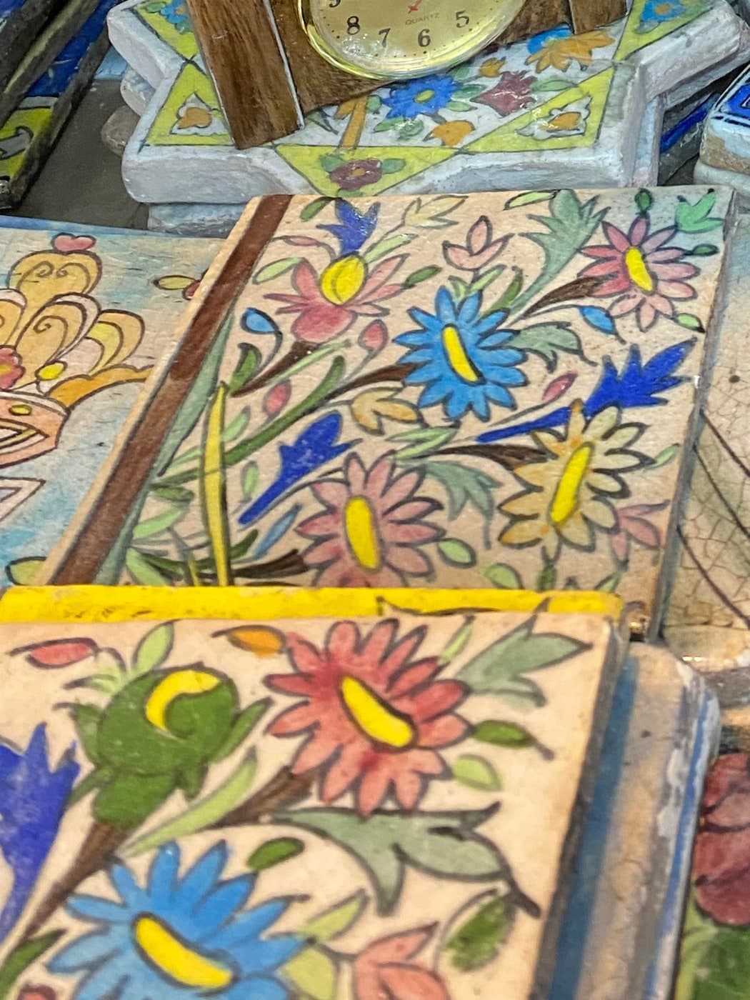 אריחים — סט אריחי פרחים צבעוניים